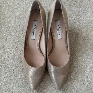 Nina 8.5 Gold Heels